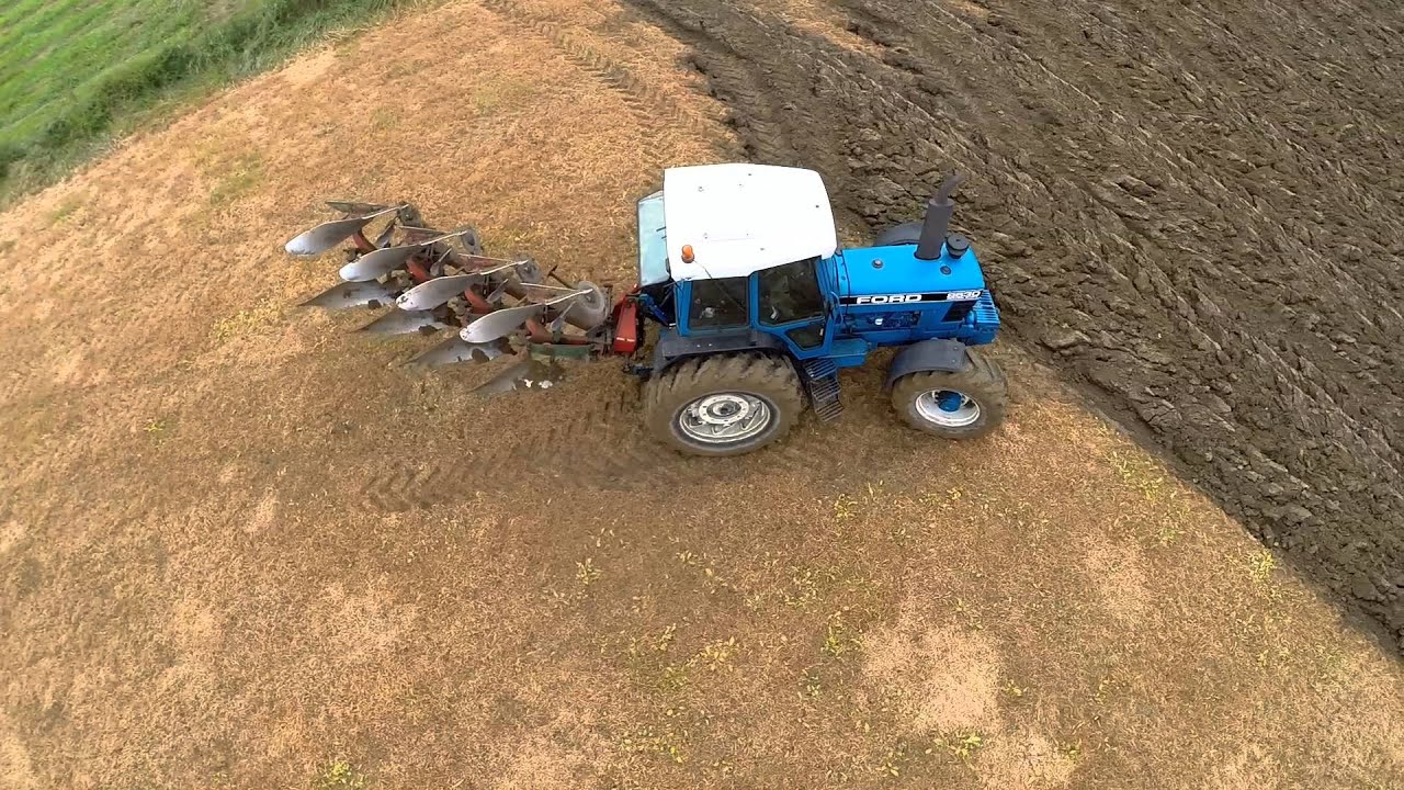 FORD 8630 AND KVERNELAND PLOUGH