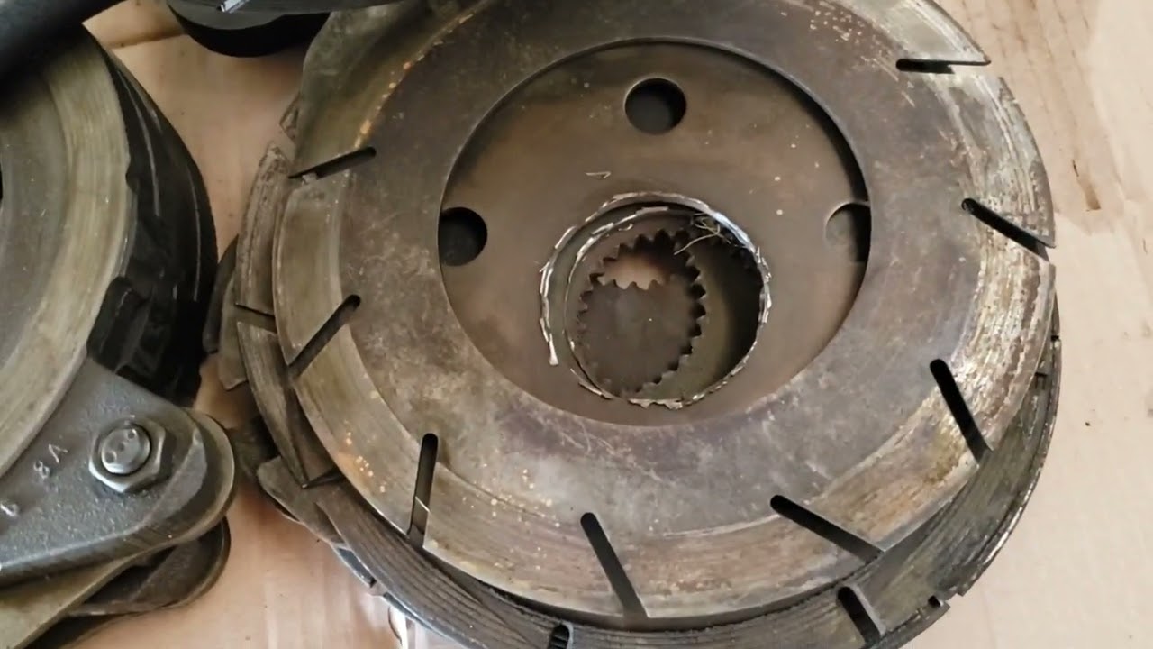 Abrimos a transmissão do nosso Valtra BH 180...