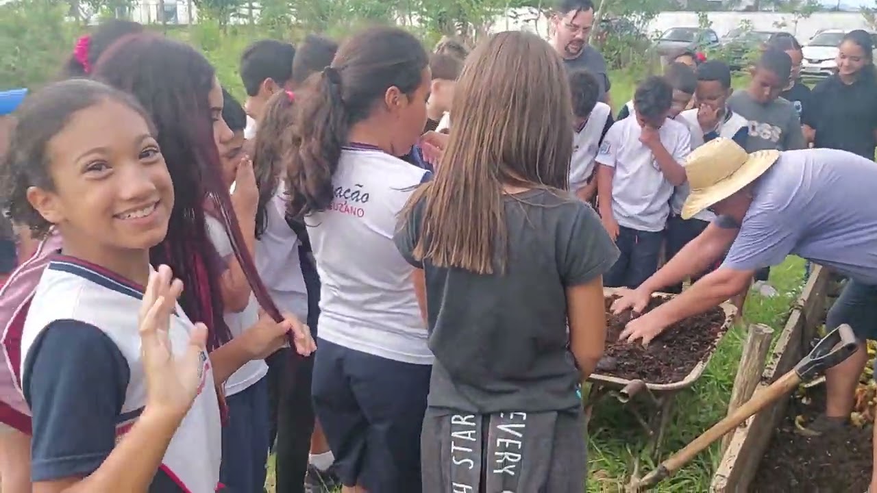 Projeto Escola Sustentável: Reciclar, Plantar e Transformar- Sr Odair 
