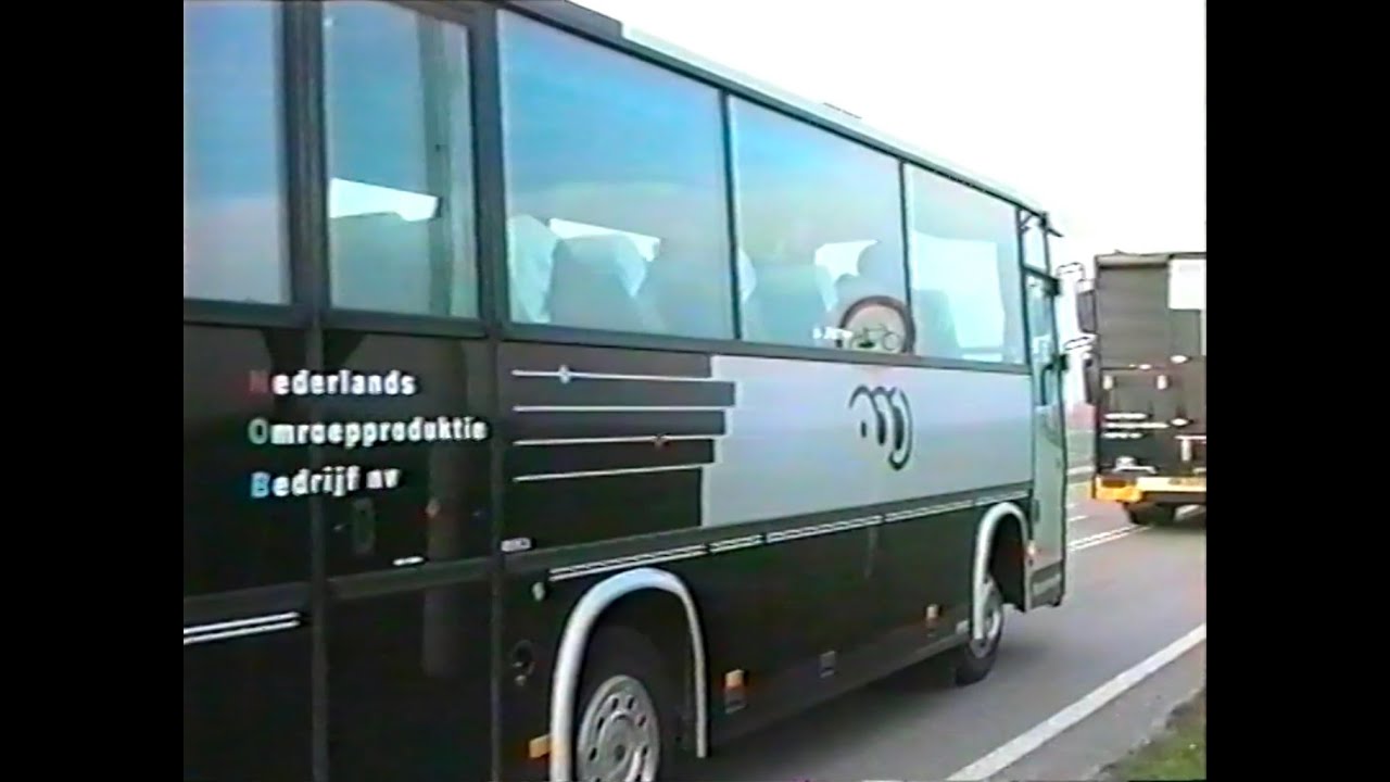 NOB, op de boot naar kerkdienst, Clemenskerk Ameland, 12 en 13 april 1991