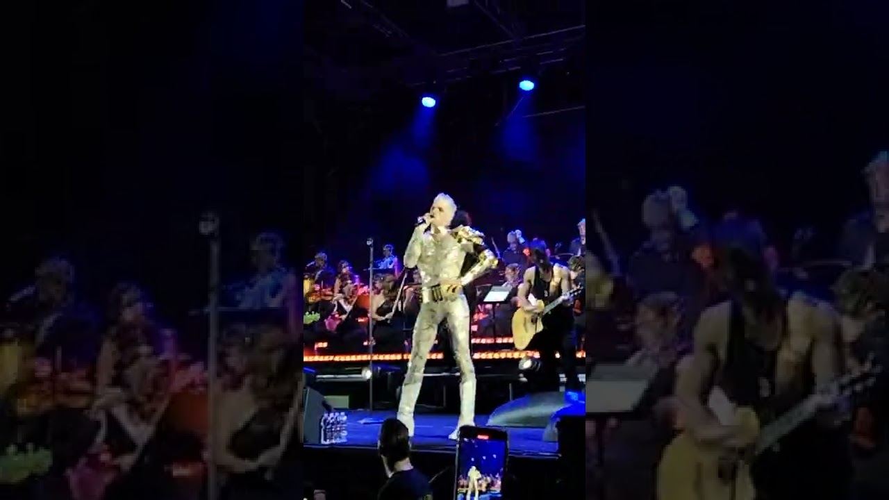 Achille Lauro - bam bam twist - ( live a Bisceglie )