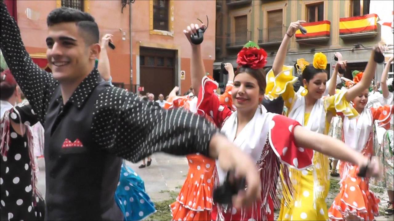 La Tarasca y el Baile de la Reja en la Procesión del Corpus  Granada 2016
