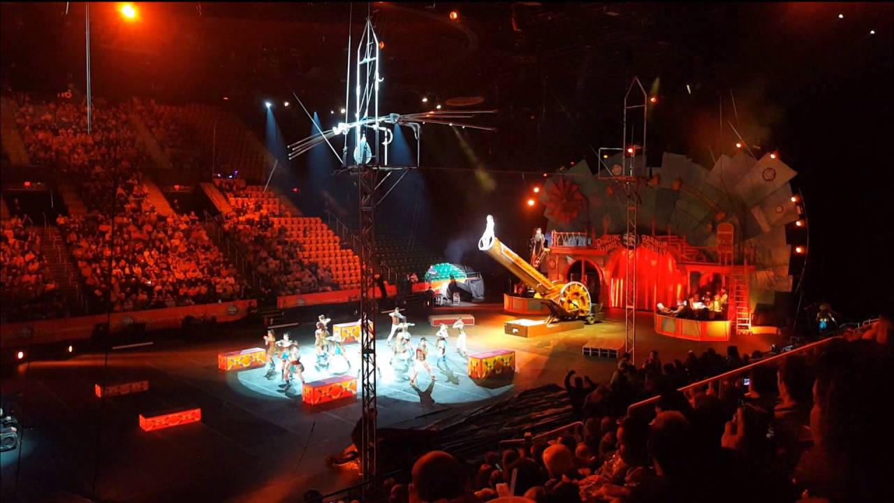 RINGLING BROS AND BARNUM AND BAILEY CIRCUS XTREME /CANON NUMBER 2016