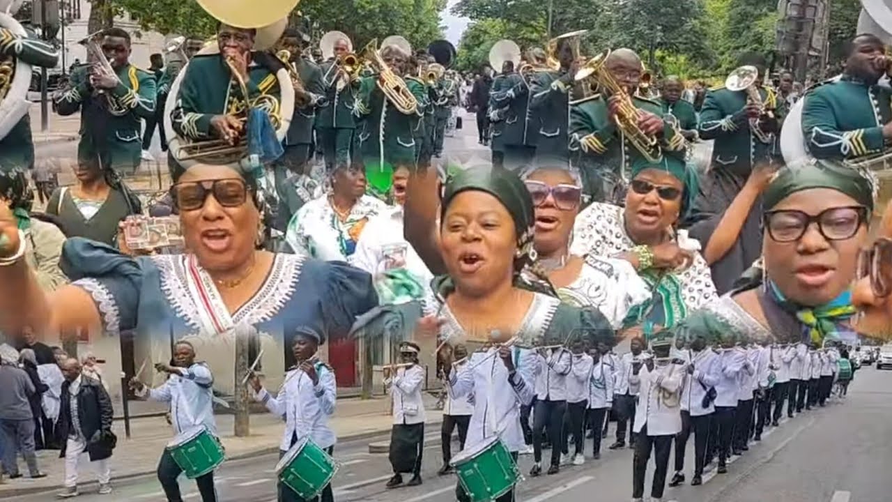 MARCHE JOYEUSE SPECIAL NOËL EN  FRANCE