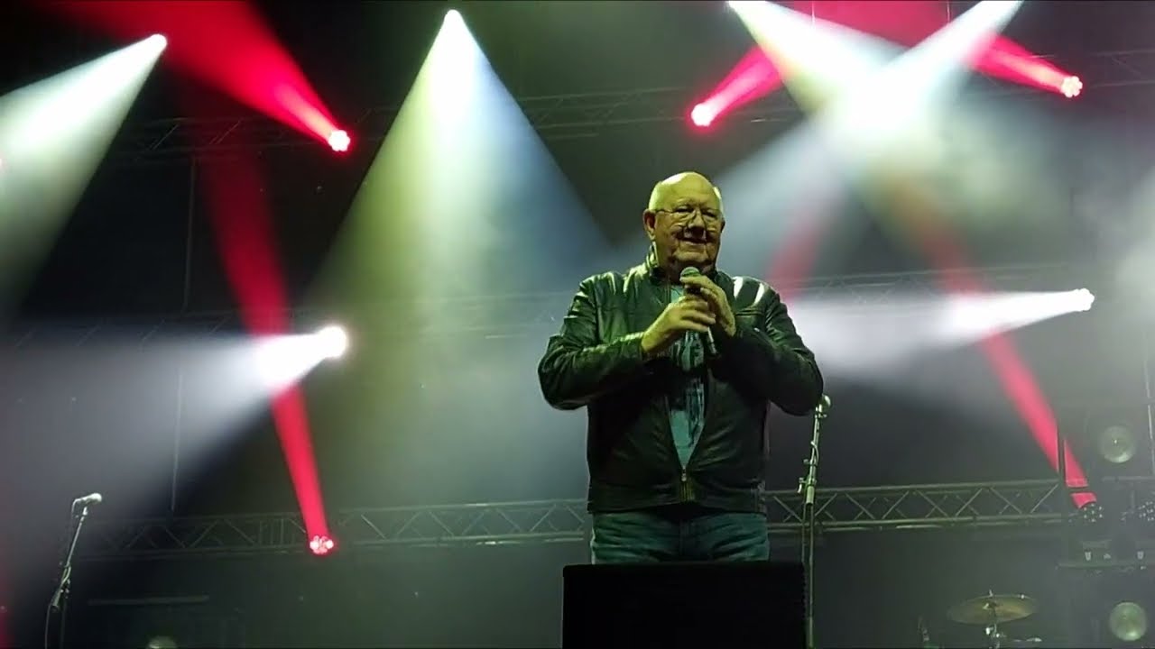 Jeugd wil de truckerliedjes van zanger HENK WIJNGAARD horen