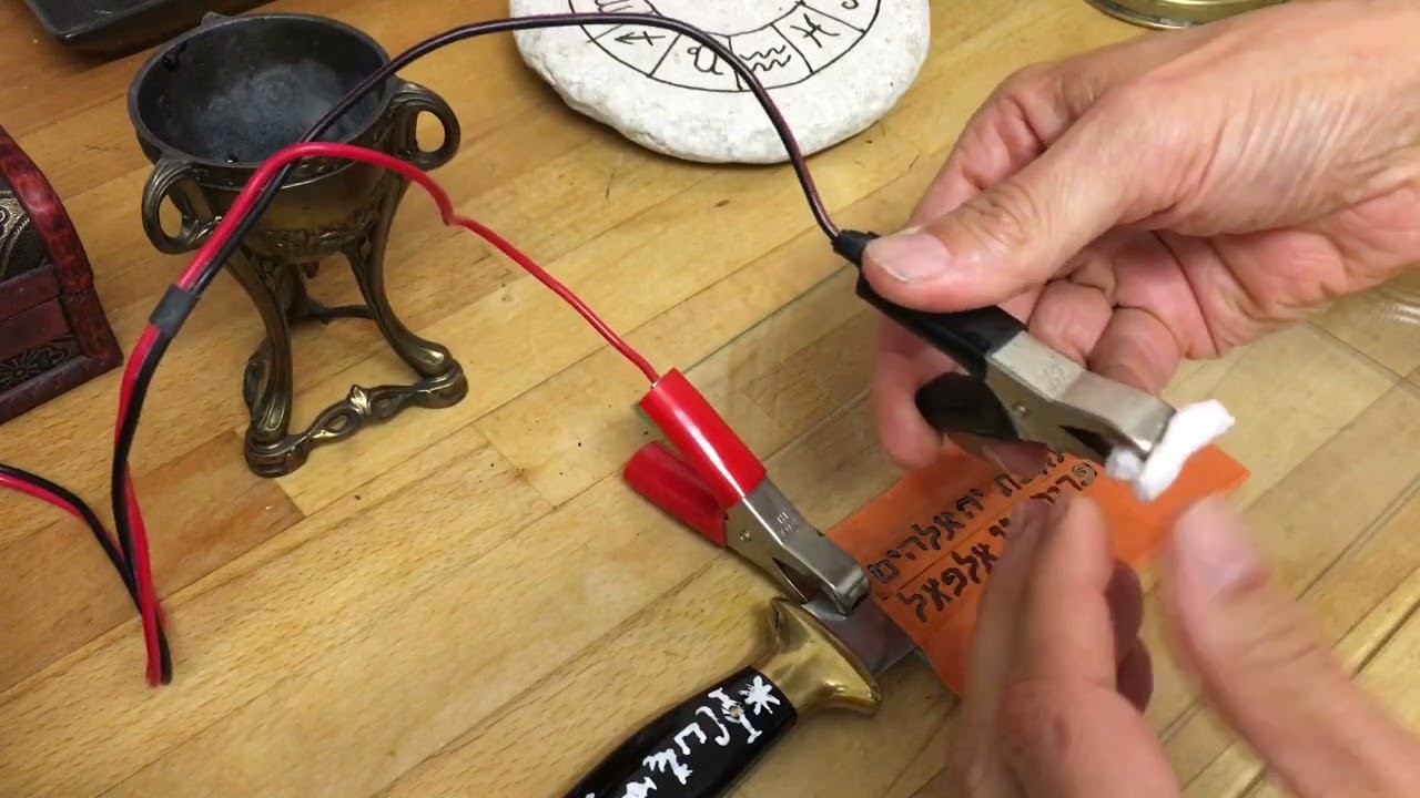 Magie Cérémonielle : Gravage electrolyse - couteau magique 3/3