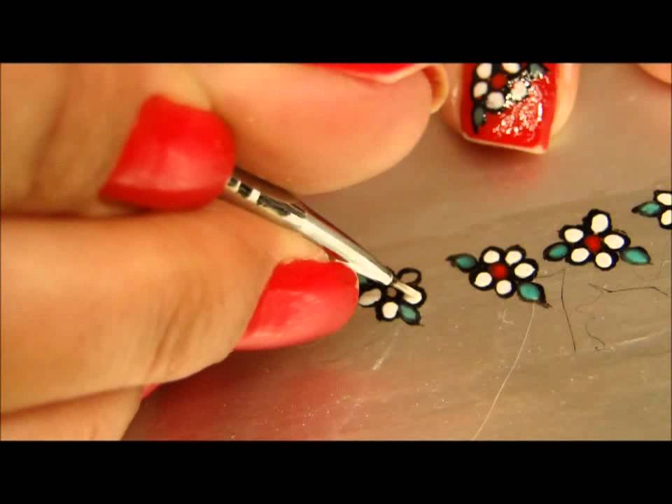 Decoração em unhas Flor!