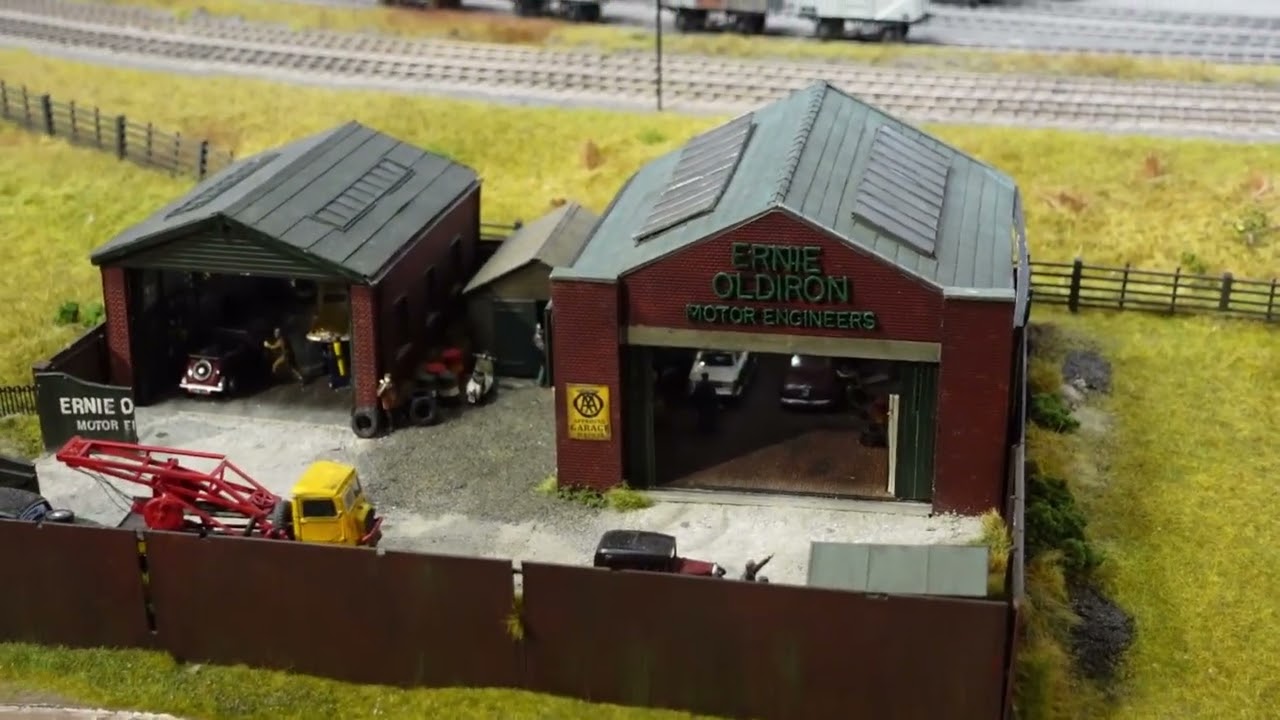 The festival of British model railway modelling Doncaster  2025 (this time with sound)