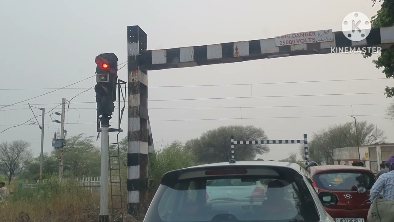 train Ke Karan gadiyon ka Jaam lag gaya bhai😱😱 train ka vate Karte#Ravisarmalsarmal