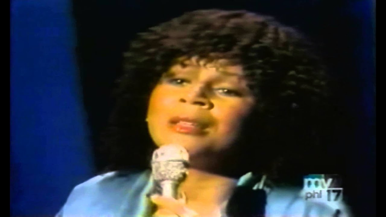 MEMORY LANE - MINNIE RIPERTON live on Mike Douglas (REPOST with complete intro)