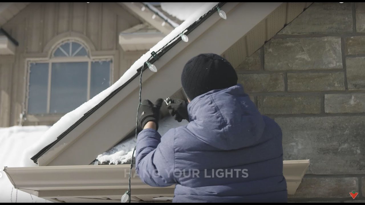 How to Install Christmas Lights on your House (6 steps)