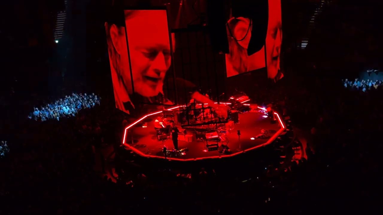 Sit Down. Stand Up. - Radiohead, O2 Arena, London 21 November 2025