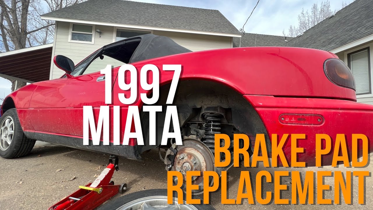 Замена тормозных колодок на Miata NA 1997 года
