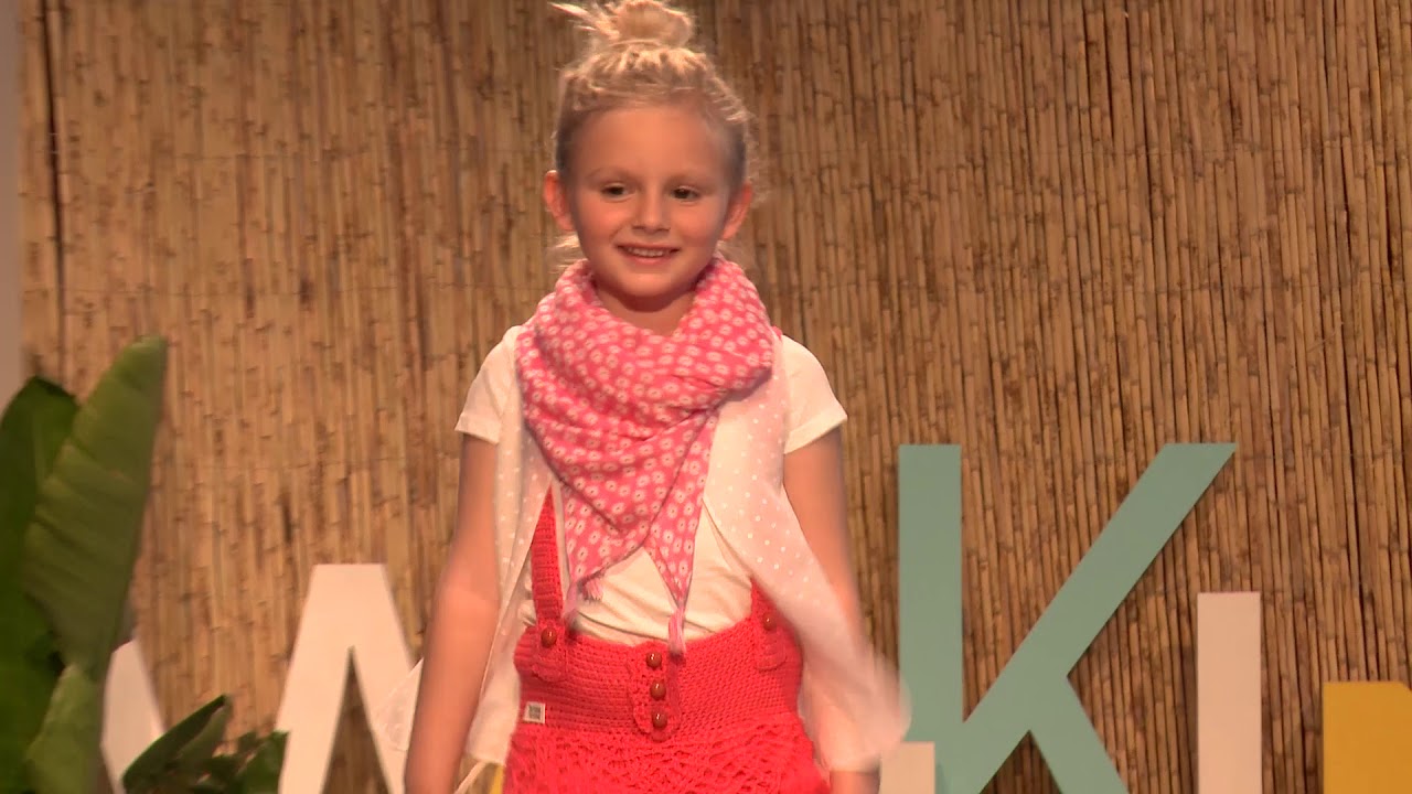 PETIT STYLE WALKING PV19