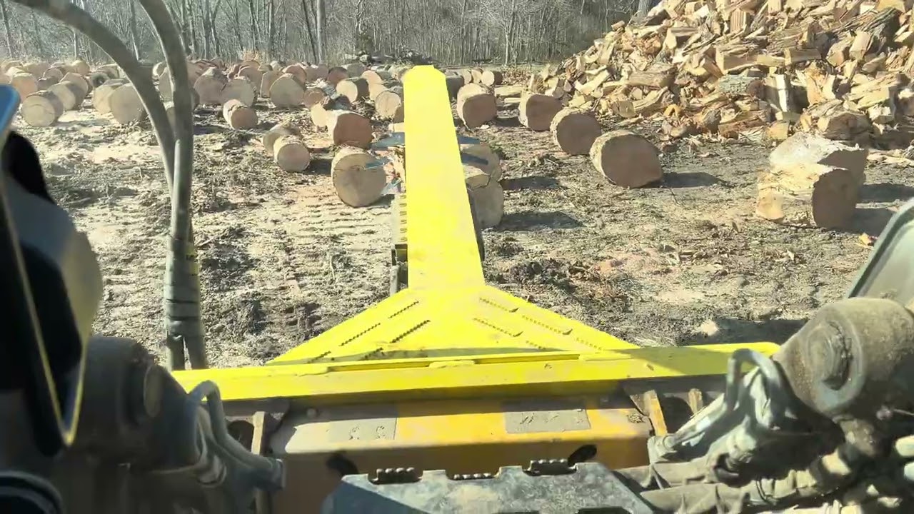 WOLFE RIDGE SKID STEER SPLITTER