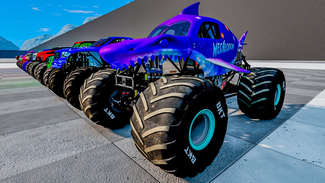 Monster Truck Grave Digger, El Toro Loco, Blue Thunder Monster Jam High Speed Crash #2
