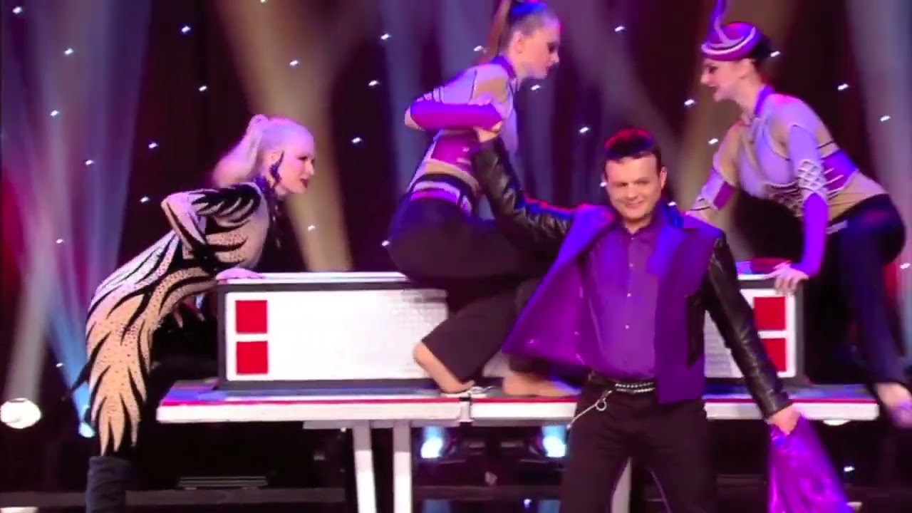 JIDINIS MAGIC at FRENCH TV LE PLUS GRAND CABARET DU MONDE