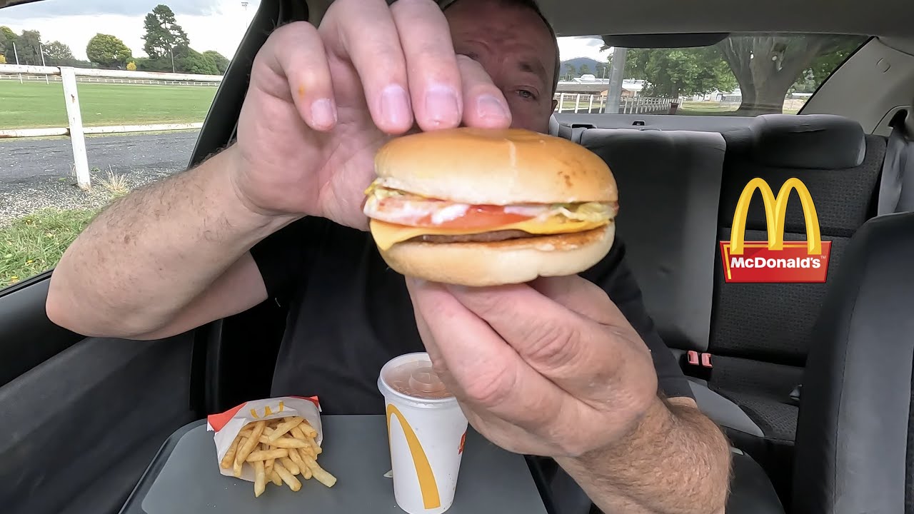 McDonald&rsquo;s Cheeseburger Deluxe