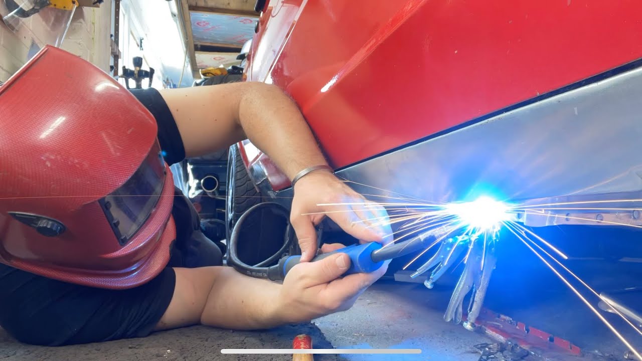 Rebuilding my Escort RS Turbo drivers sill #30