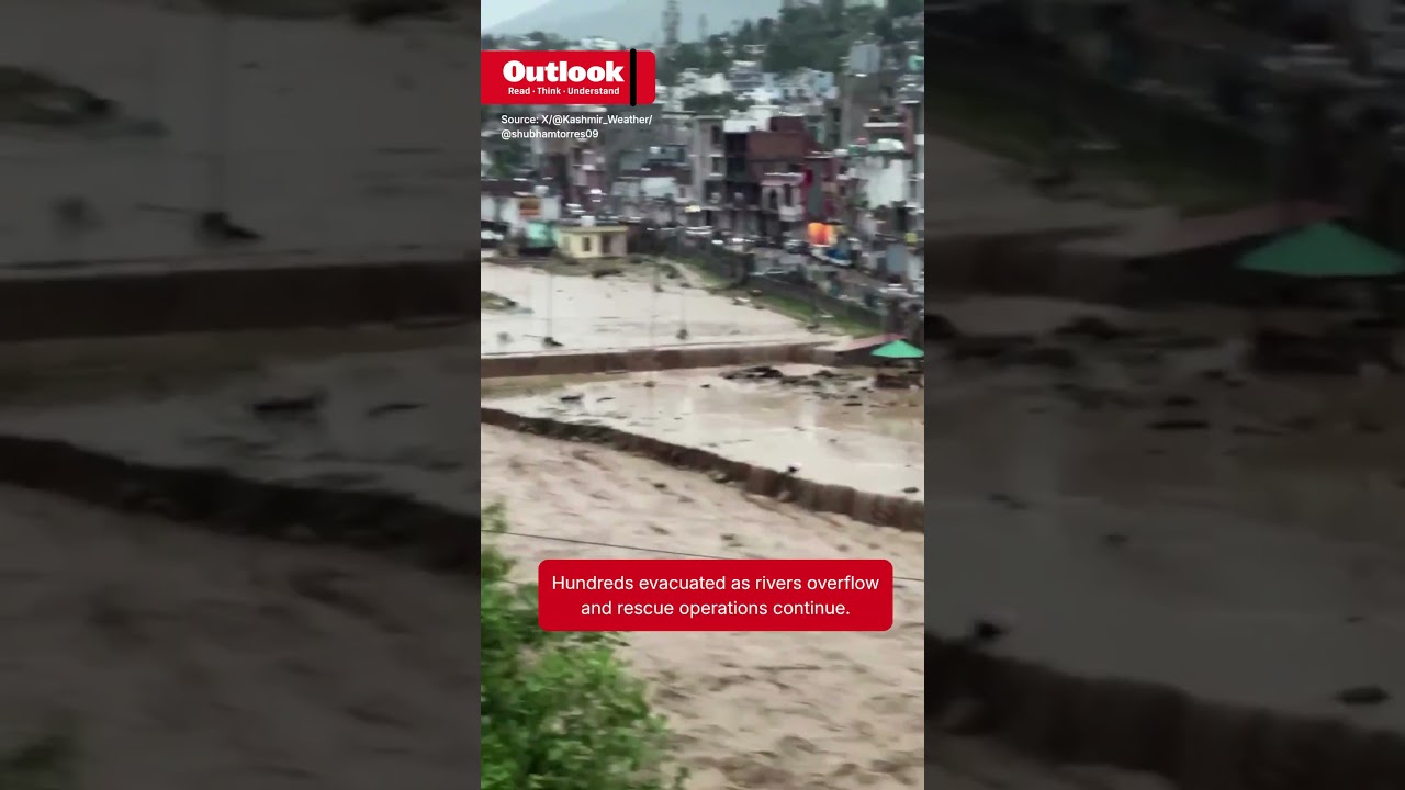 Vehicles Swept Away, Hundreds Evacuated: Rajouri Battles Flash Floods