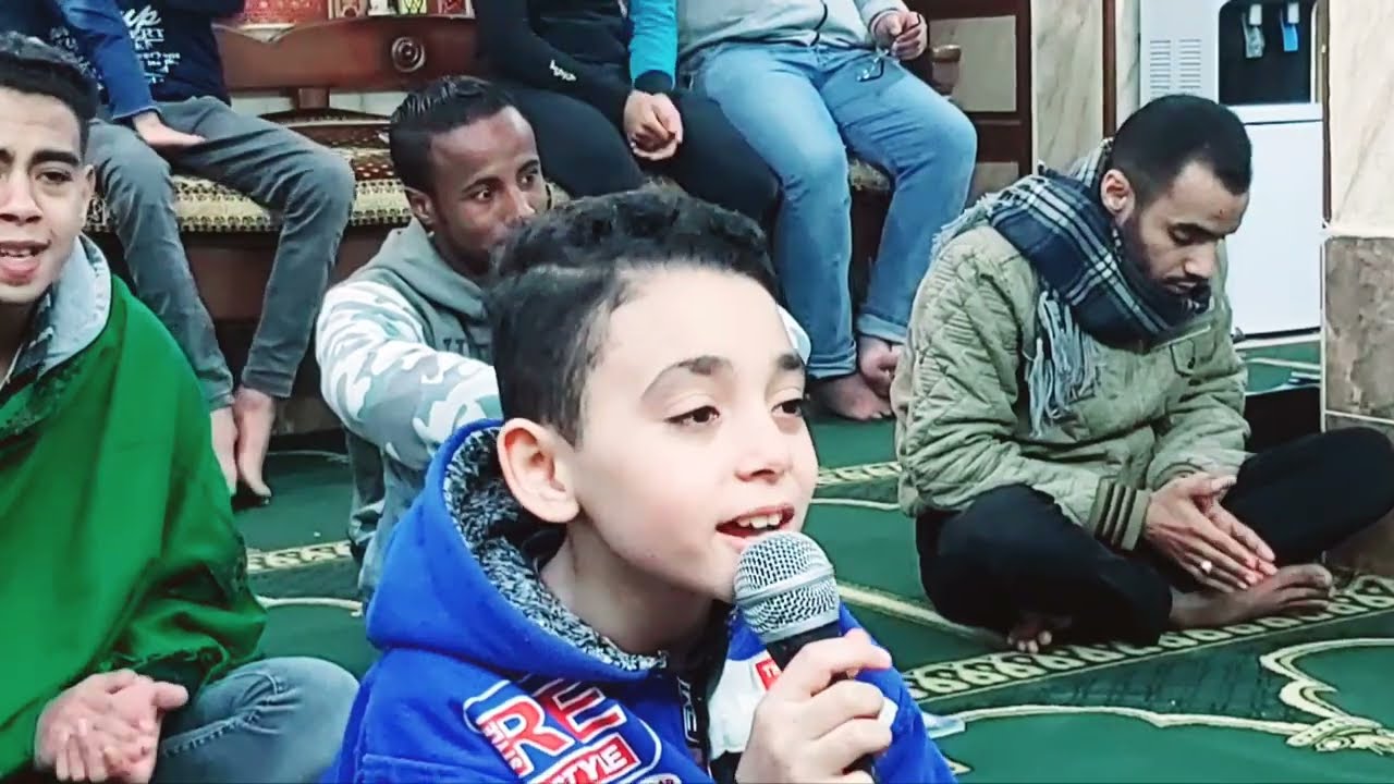 ياسيدى صالح إنت حبيبى إنشاد أنس بدارى بن المنشدأبوأنس بالساحة الخليلية كلمات الشاعر وليدعباس