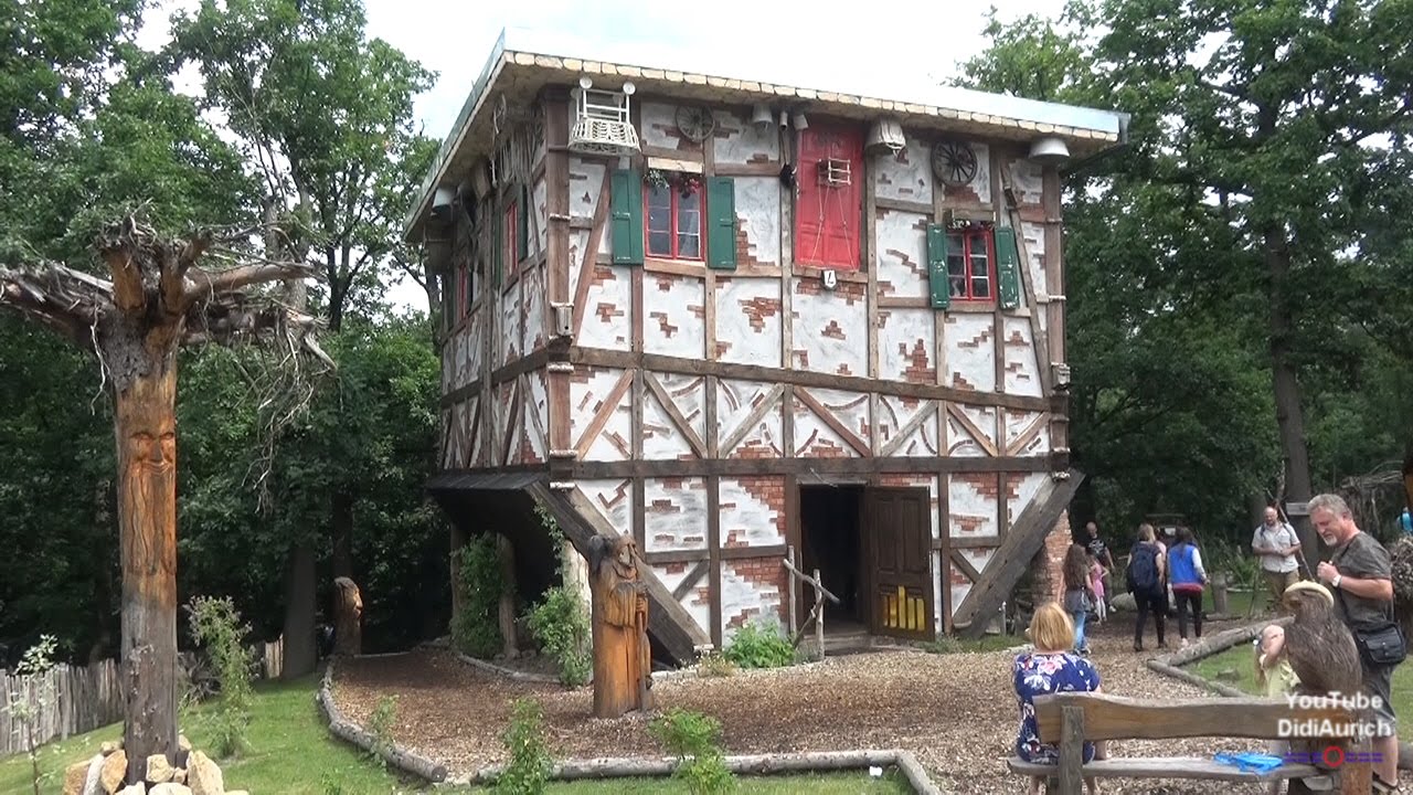 Das Hexenhaus auf dem Hexentanzplatz in Thale Freizeittipp im Harz Ausflugsziel im Harz