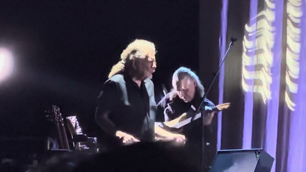 Robert Plant Led Zeppelin clips Brooklyn Paramount 5/11/2025