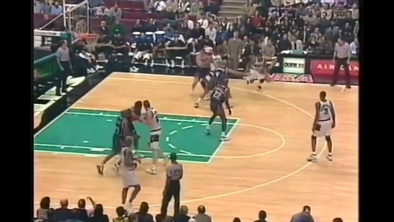 Antonio Daniels (Rookie) - Rockets at Grizzlies - 2/12/98