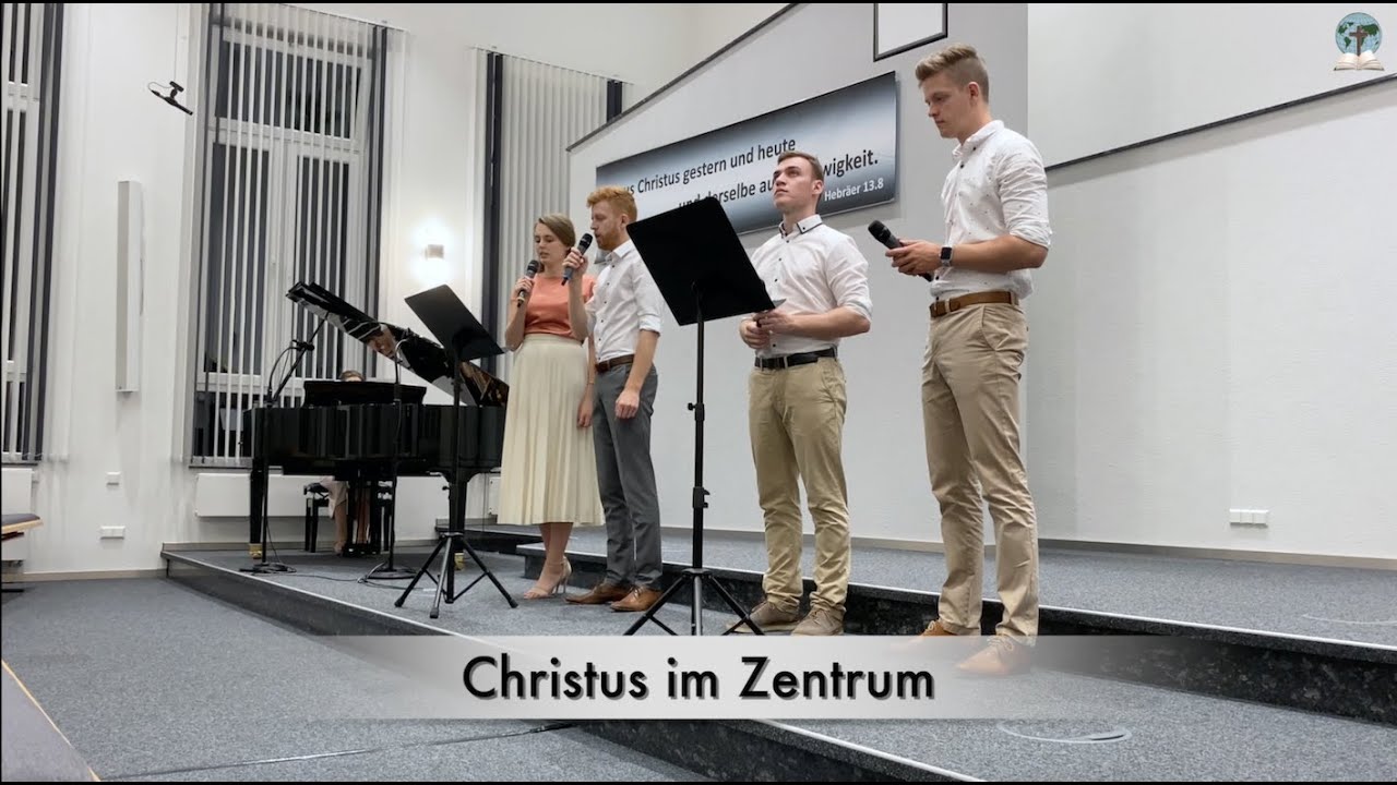 Christus im Zentrum