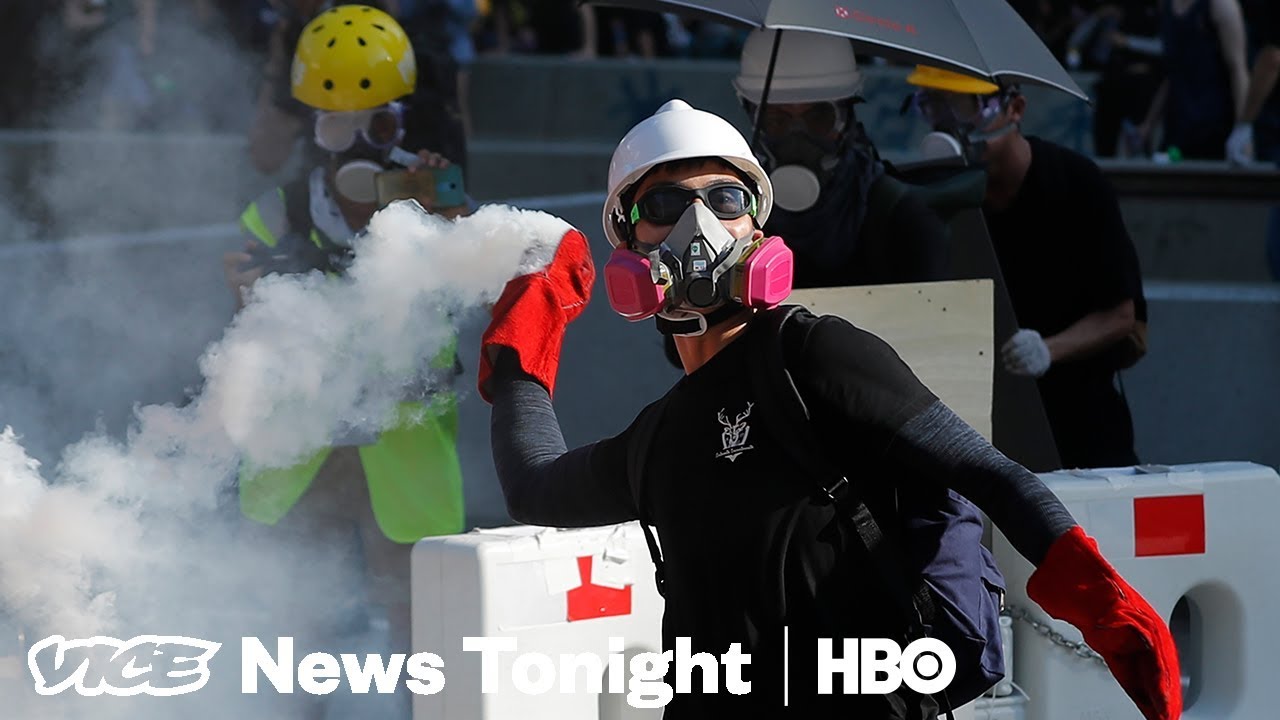 Hong Kong Protesters Are Pissed Police Are Arresting Them For 