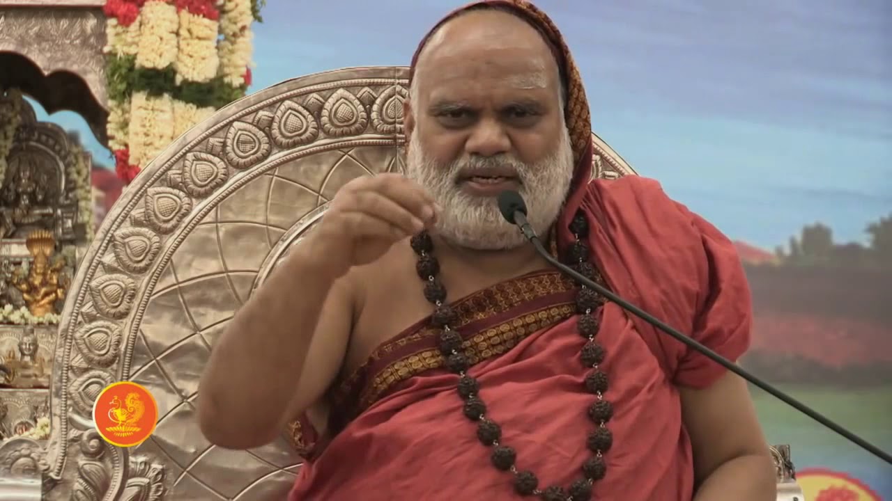 Sringeri Jagadguru on the Drishti of Jagadguru Sri Sri Chandrashekhara Bharati Mahaswamigal (Tamil)