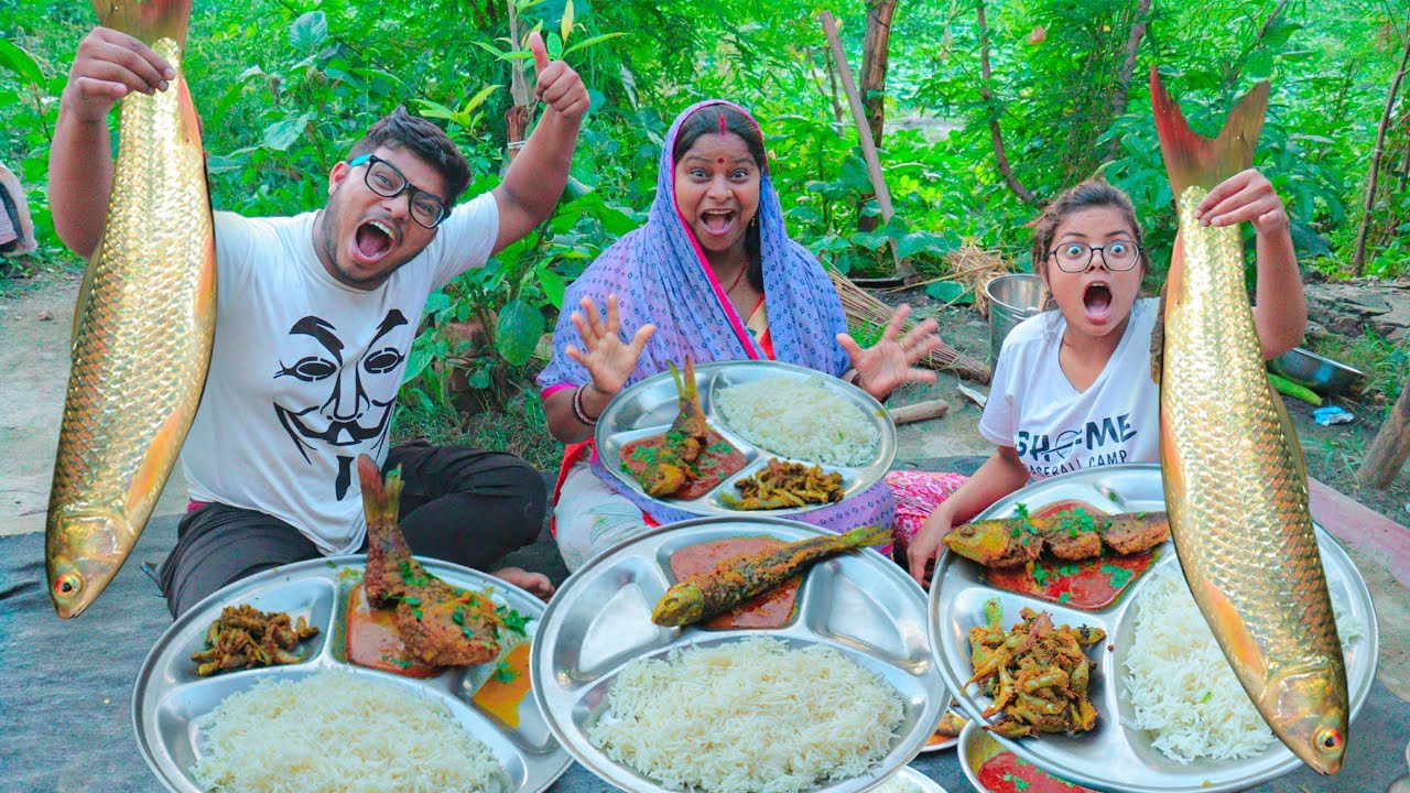 Traditional Fish Curry - Fish Catching & Cooking मछली बनाने का आसान तरीका Masala Rehu Fish curry