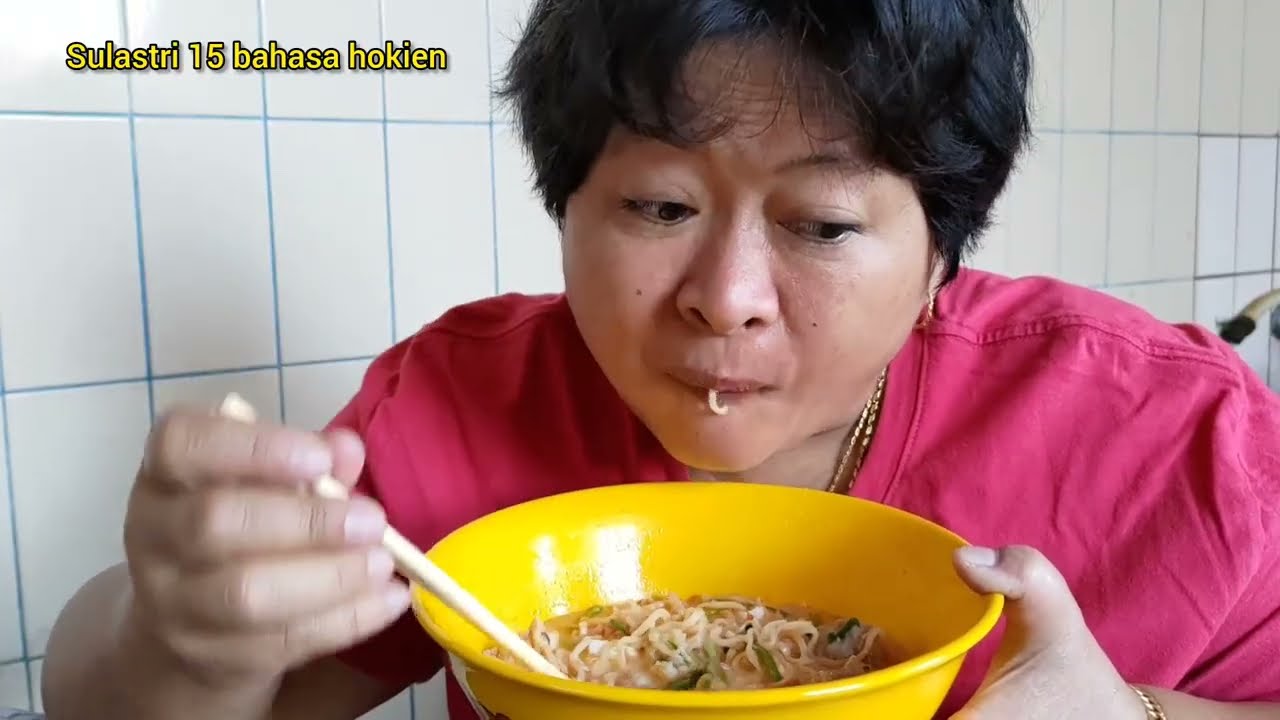 Sulastri 15 sarapan di temanin Keruhun ‼️🥴 Mie laksa Thailand bikin heboh. Tkw Taiwan.