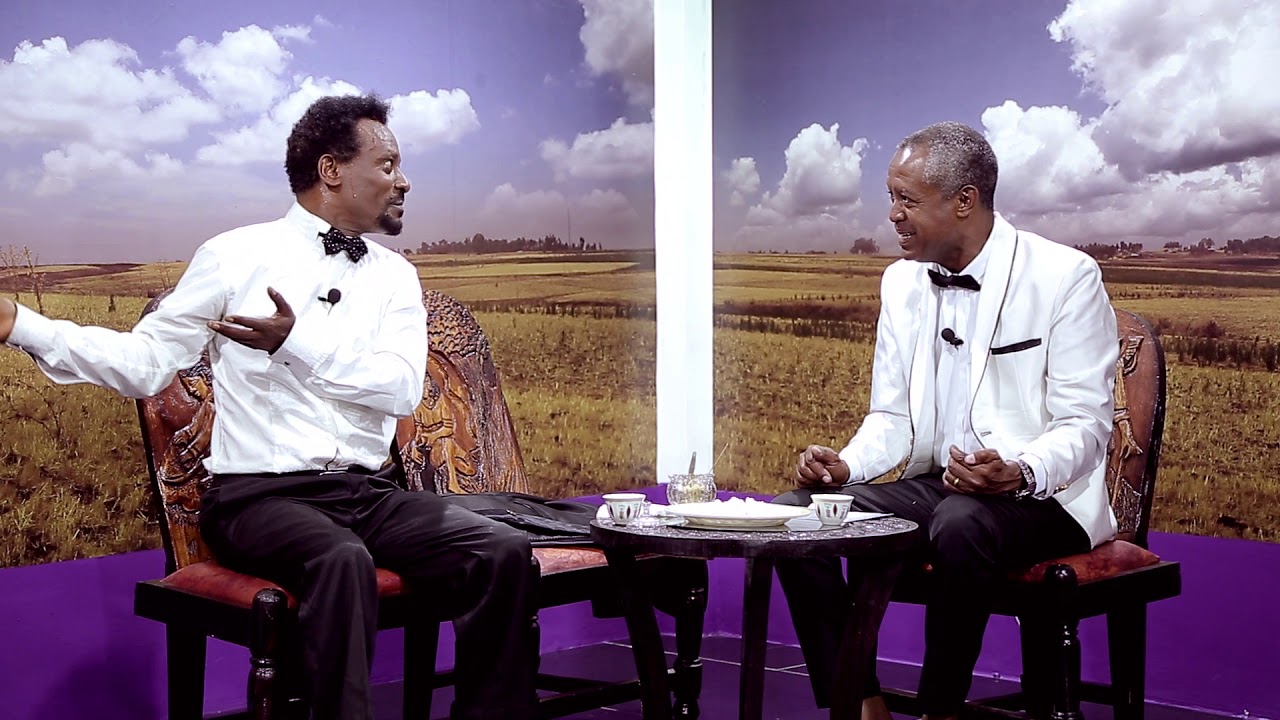 Tibeb be fana: ኮሜዲያን ጥላሁን እልፍነህ ከደረጄ ሀይሌ ጋር ያደረገው አዝናኝ ቆይታ በጥበብ በፋና- ክፍል-1