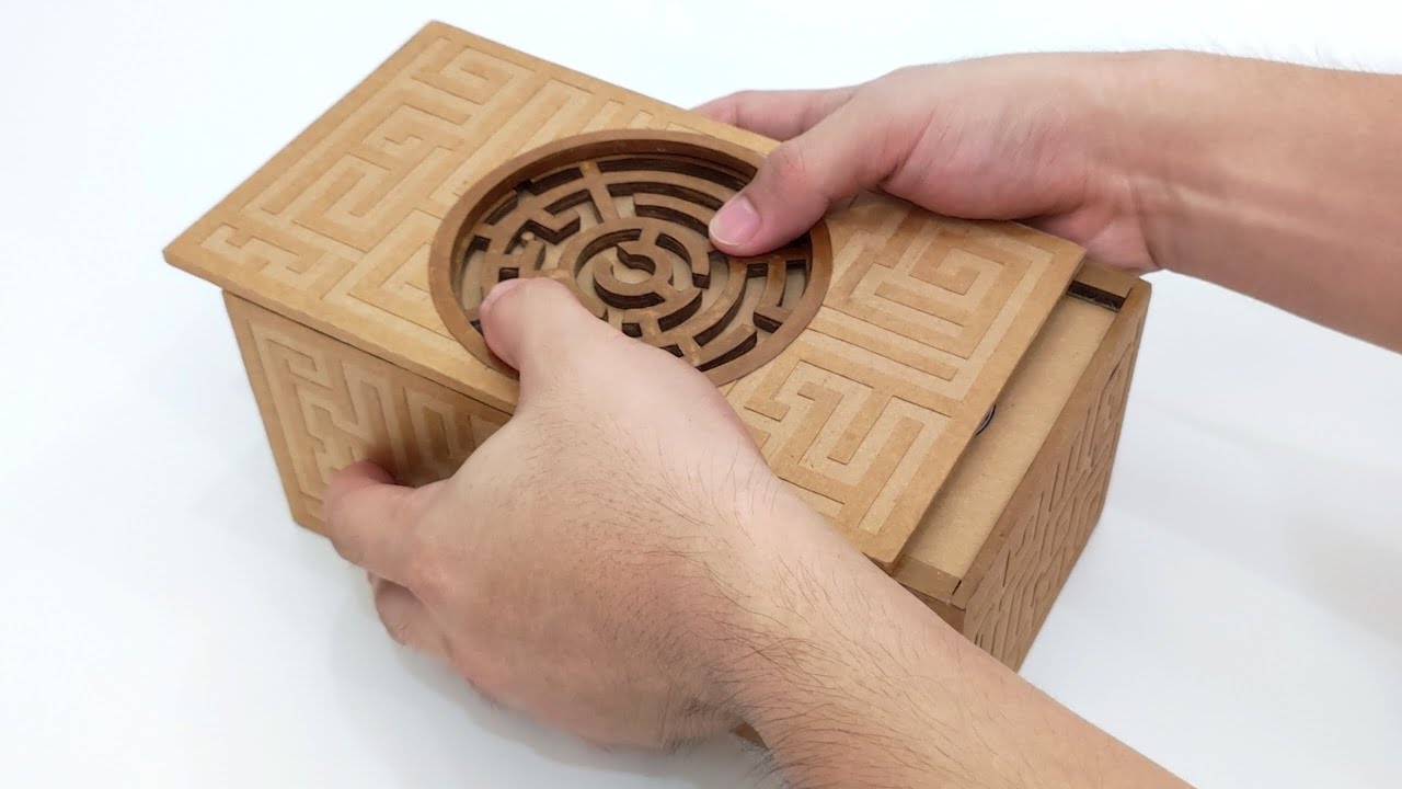 Cardboard Safe Box With a Maze Puzzle Lock | Cardboard Creation 2026