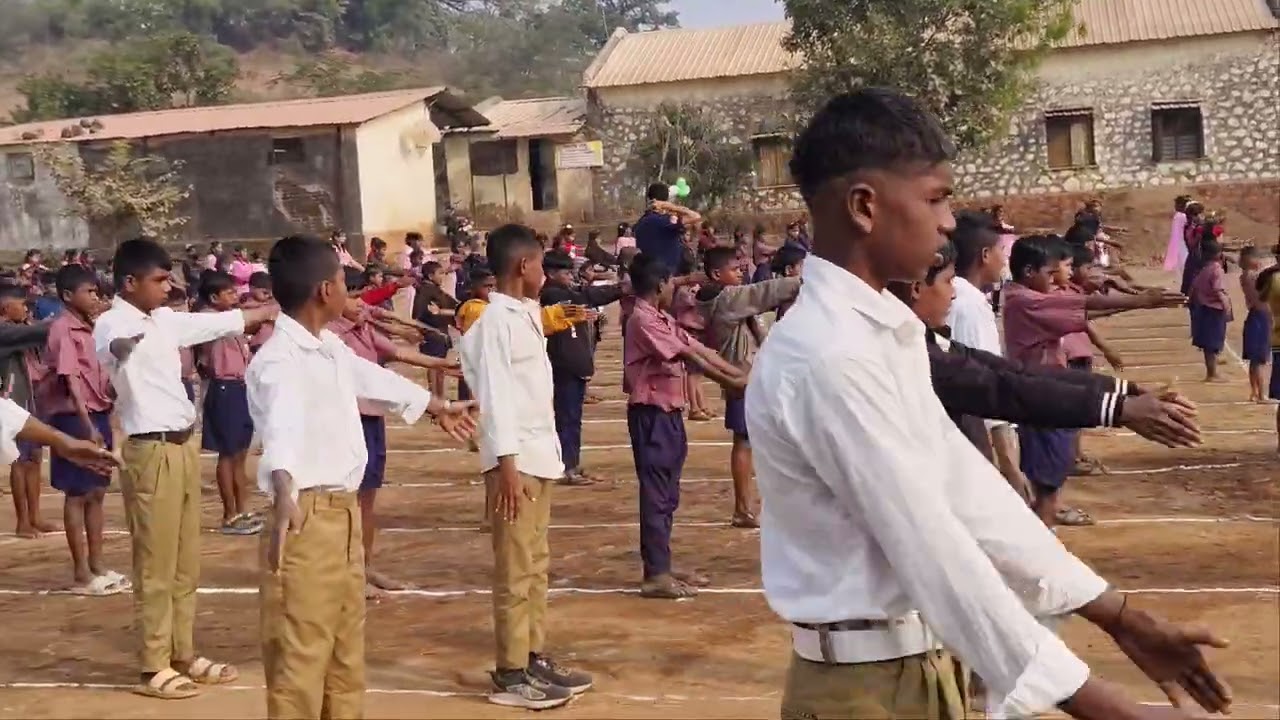शालेय संगीतमय कवायत 📚शाळा पुज्य ठक्कर बाप्पा प्राथमिक आश्रम शाळा खंबाळे तालुका इगतपुरी जिल्हा नाशिक 
