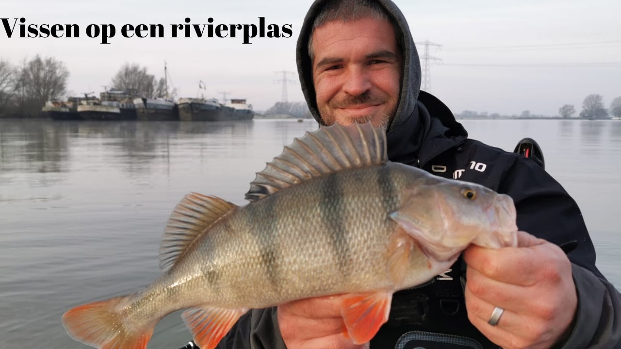 BellyBoat Maniacs vlog #7 - Vissen op een rivierplas vanuit de bellyboat
