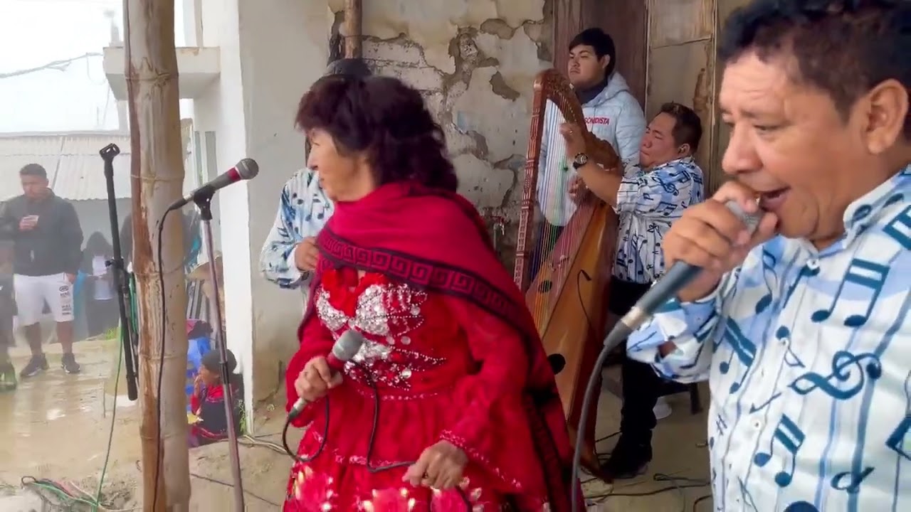 Mina González en ñaupay 