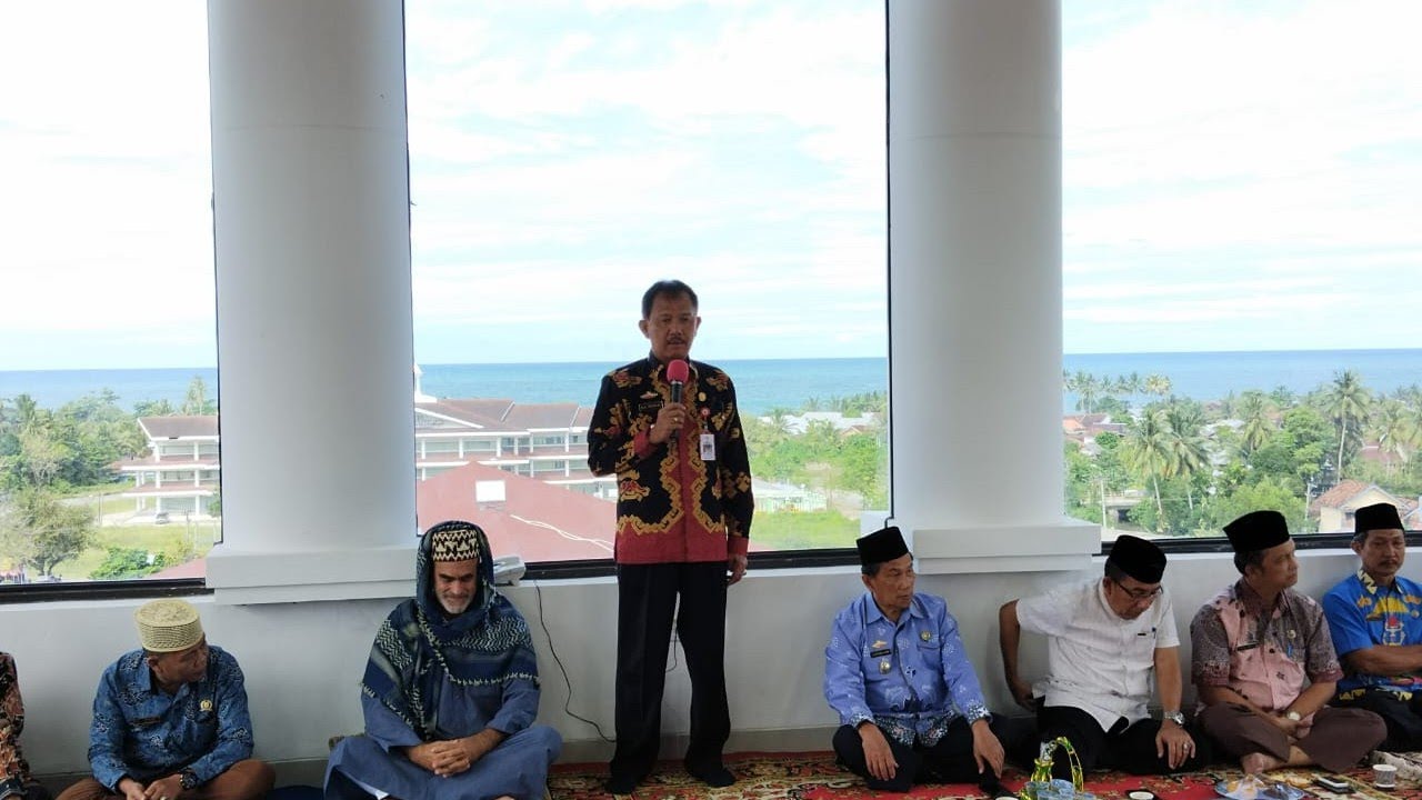 DO'A BERSAMA DALAM RANGKA SYUKURAN PERKANTORAN BARU PEMKAB PESISIR BARAT