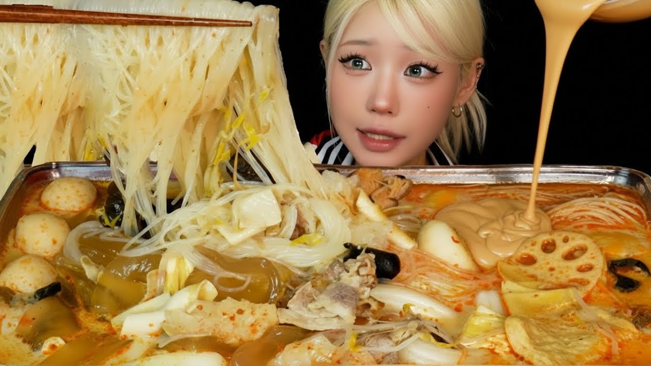실당면에 최애 토핑 꽉 채운 대접 마라탕 먹방 (ft.땅콩소스) SPICY CHINESE HOTPOT MALATANG EATING | BIG BITES MUKBANG ASMR