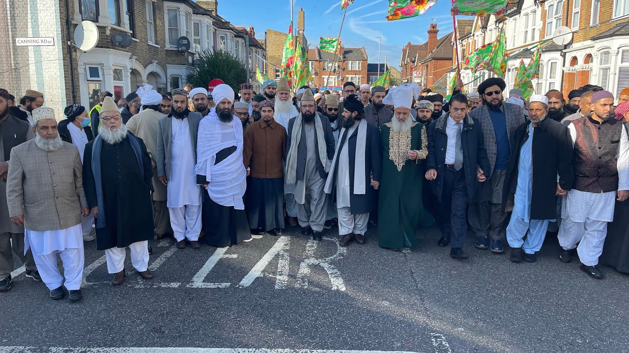 (LIVE JALOOS) - The 37th Annual Milad-un-Nabi ﷺ Procession in the UK & Europe Walthamstow E17