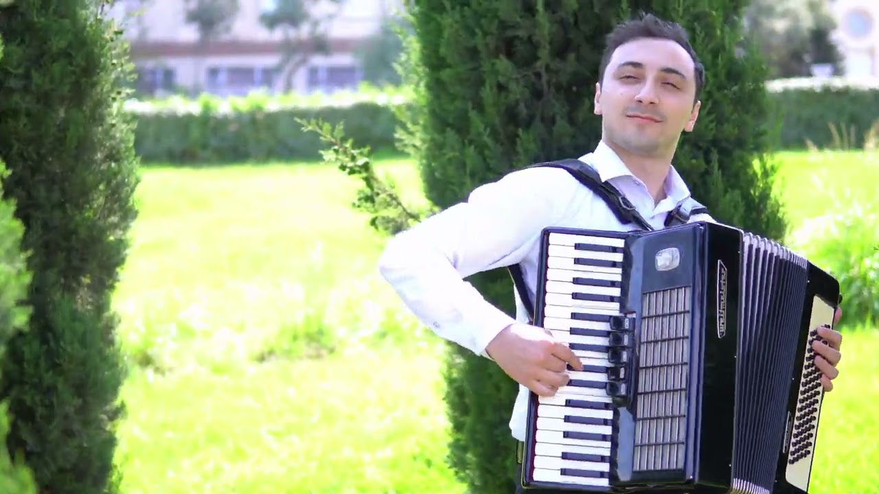 Senli Heyatim - İntiqam Kazımov Accordion da ifa ( Rəsmi Musiqi ) 4K