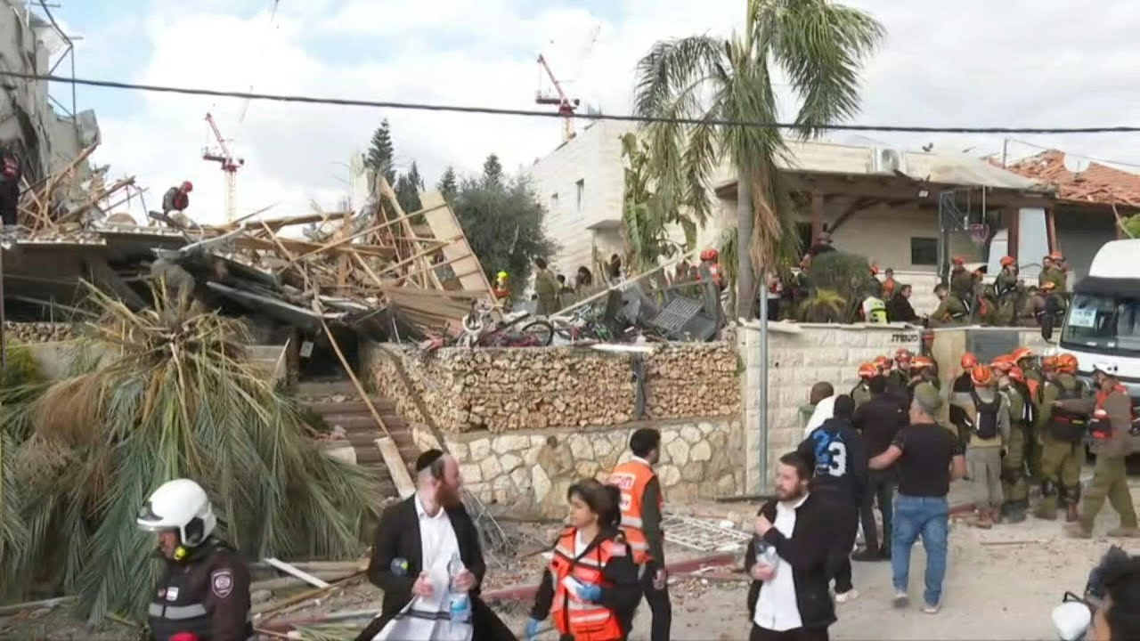 Míssil iraniano deixa nove mortos em Israel | AFP