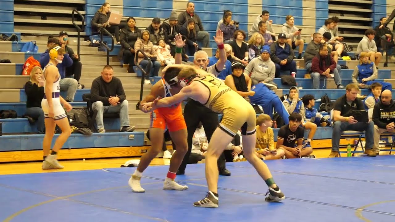 GLN Wrestling - Jacob Ronsman v Julian Bonilla (152)