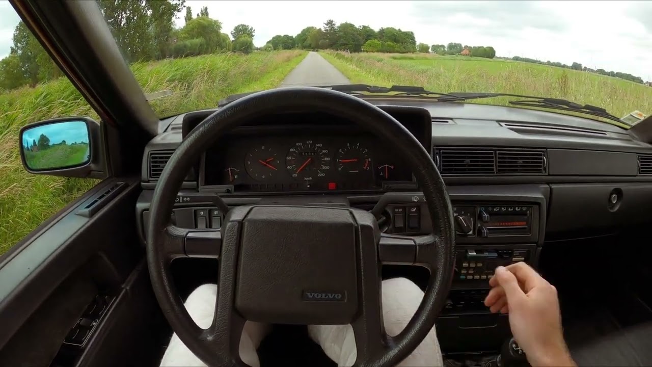 Volvo 740 GLE. Welcome back to the 80s.