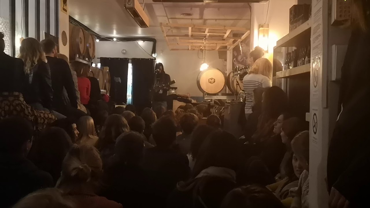 Sofar Paris - Lidiop Live - Cover Let Her Go