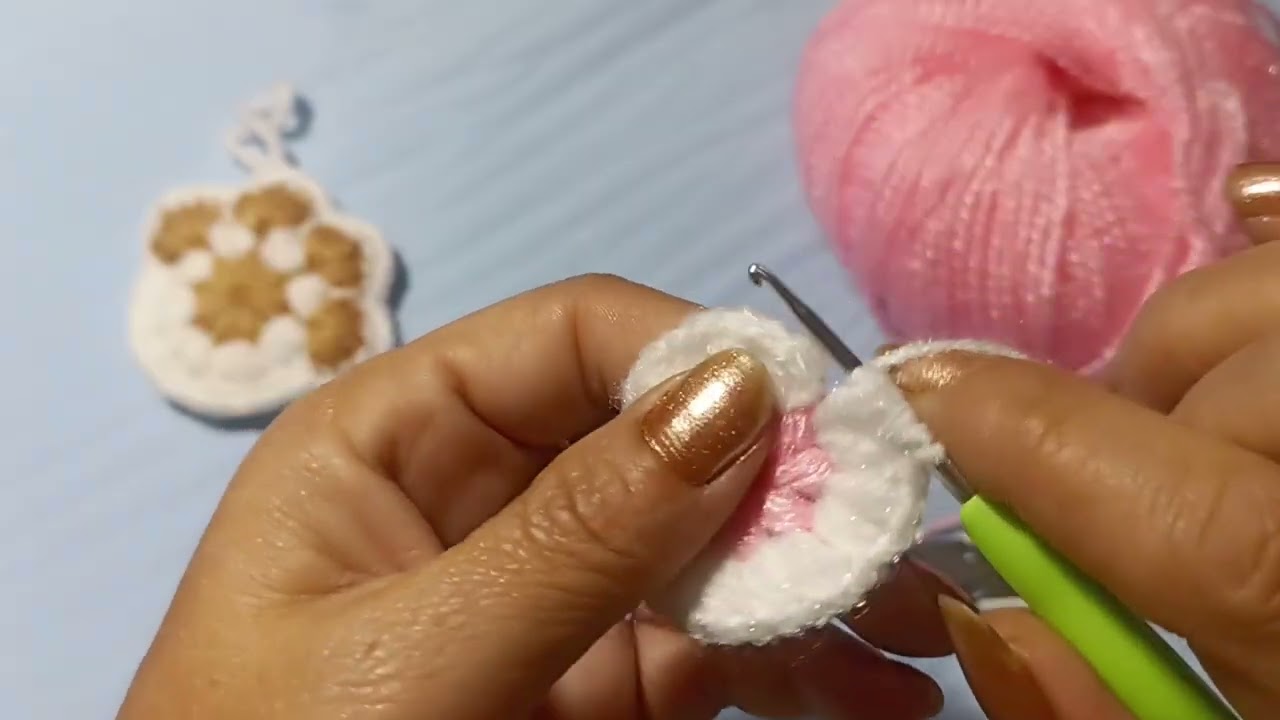 Crochet cat's paw 