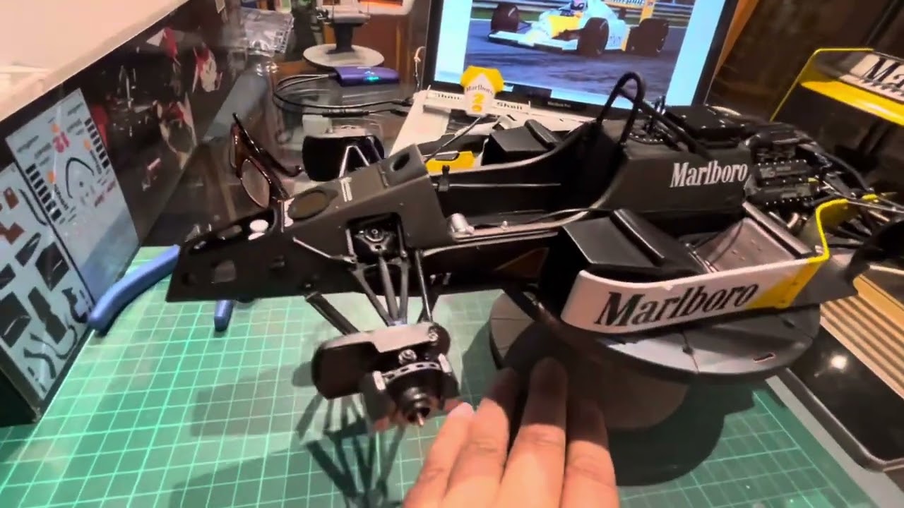 Maclaren incoming