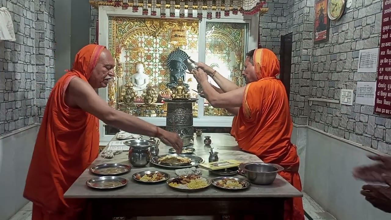 सर्व रोग शोक दुख भय पीड़ा विनाशक प्रभुजी अभिषेक शांतिधारा6/०2/26जैन मन्दिरजी लाइक व सब्सक्राइब करें