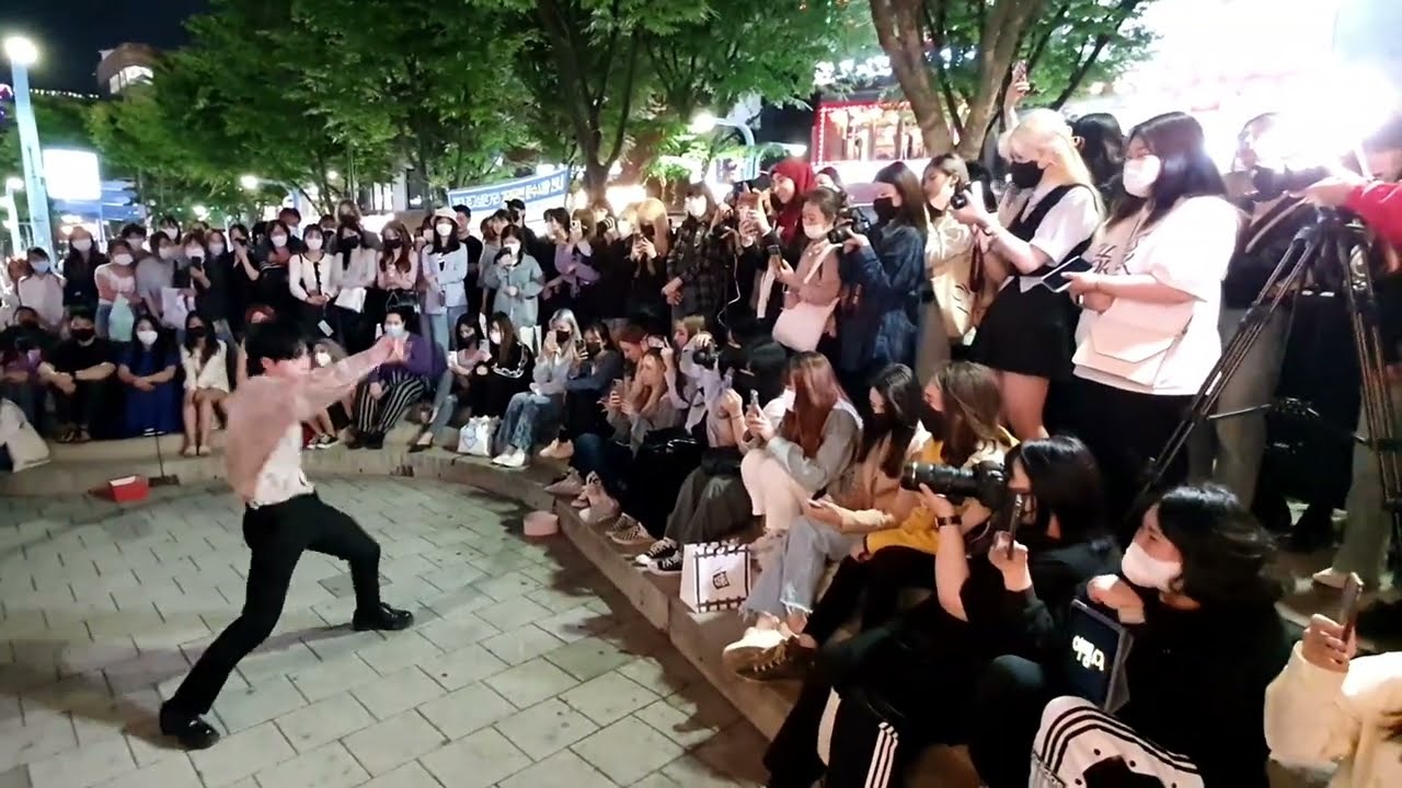TUESDAY. AQA, LEE TAEYOUNG (HUYU). IDIL CLASS BREATHTAKING PERFORMANCE. WITH GOOD MANNERS. HONGDAE.